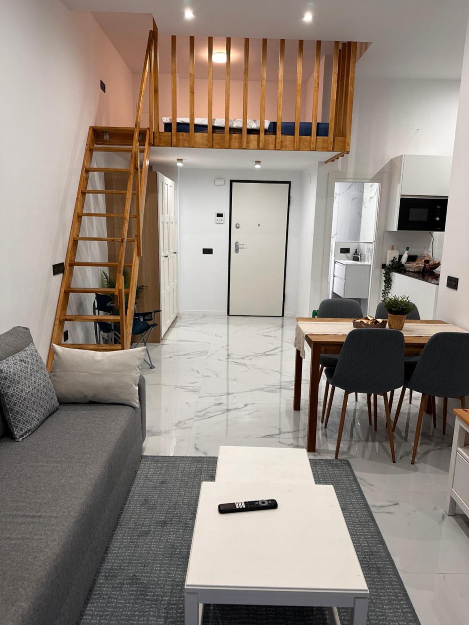 Mark Suite B8 푸엔히롤라 외부 사진